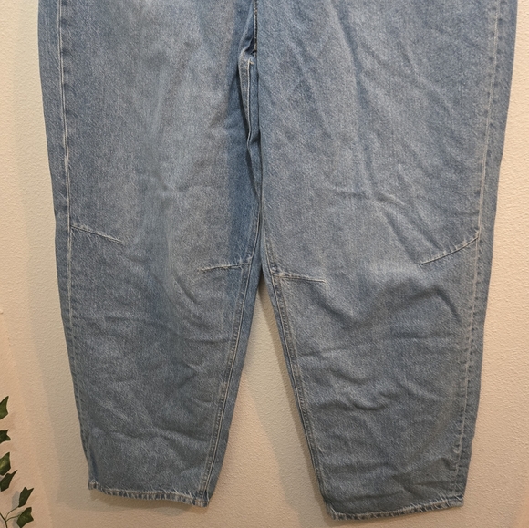 Free People NWT Crossroads Mid Rise Slim Straight Jeans Size 31 - Picture 4 of 16